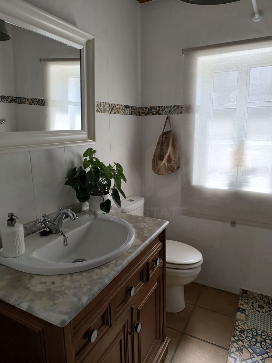 9 soverom Hus til salgs i Valdovino med garasje - € 600 000 (Ref: 9988367)