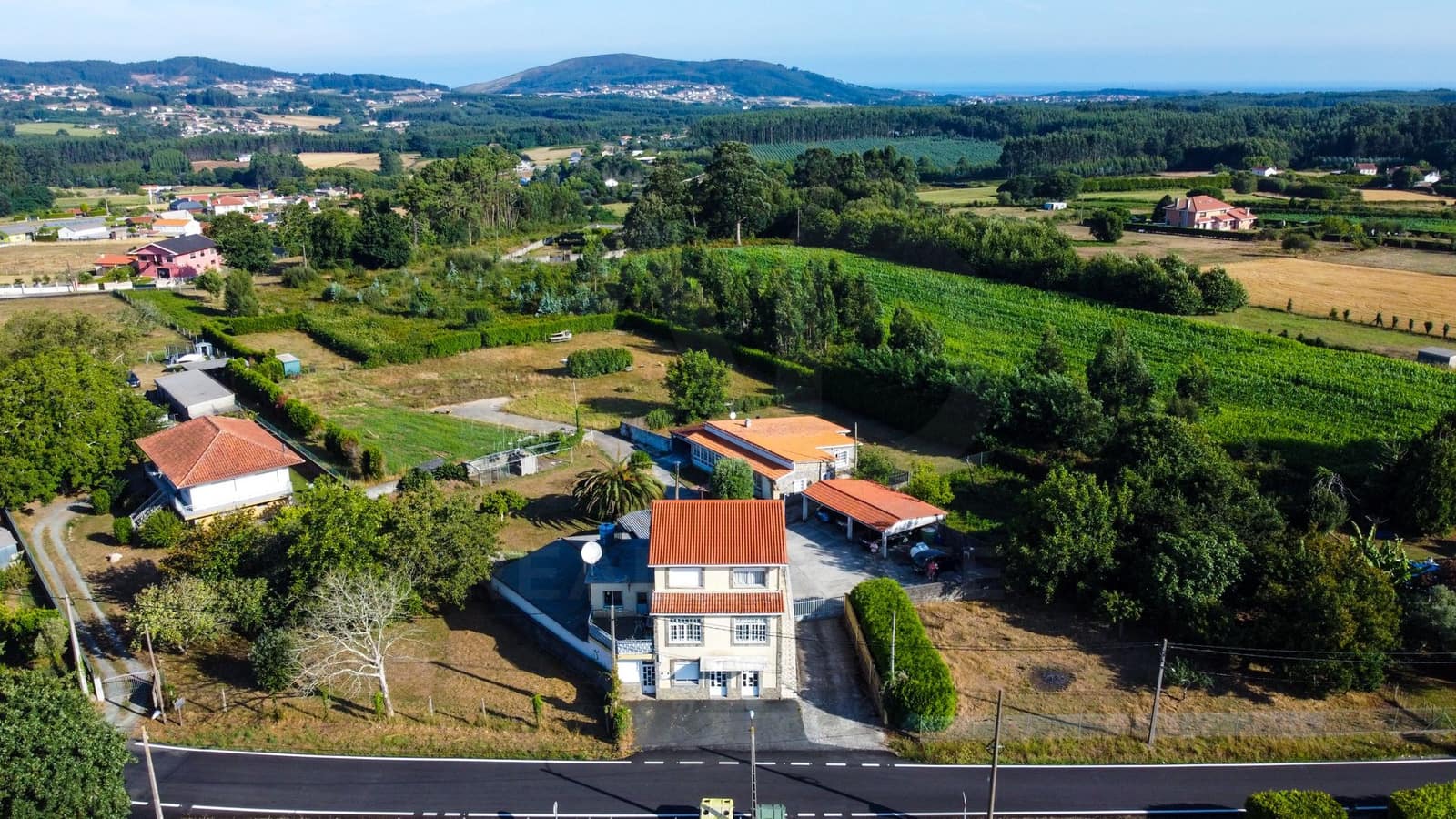 9 bedroom Townhouse for sale in Valdovino with garage - € 600,000 (Ref: 9988367)