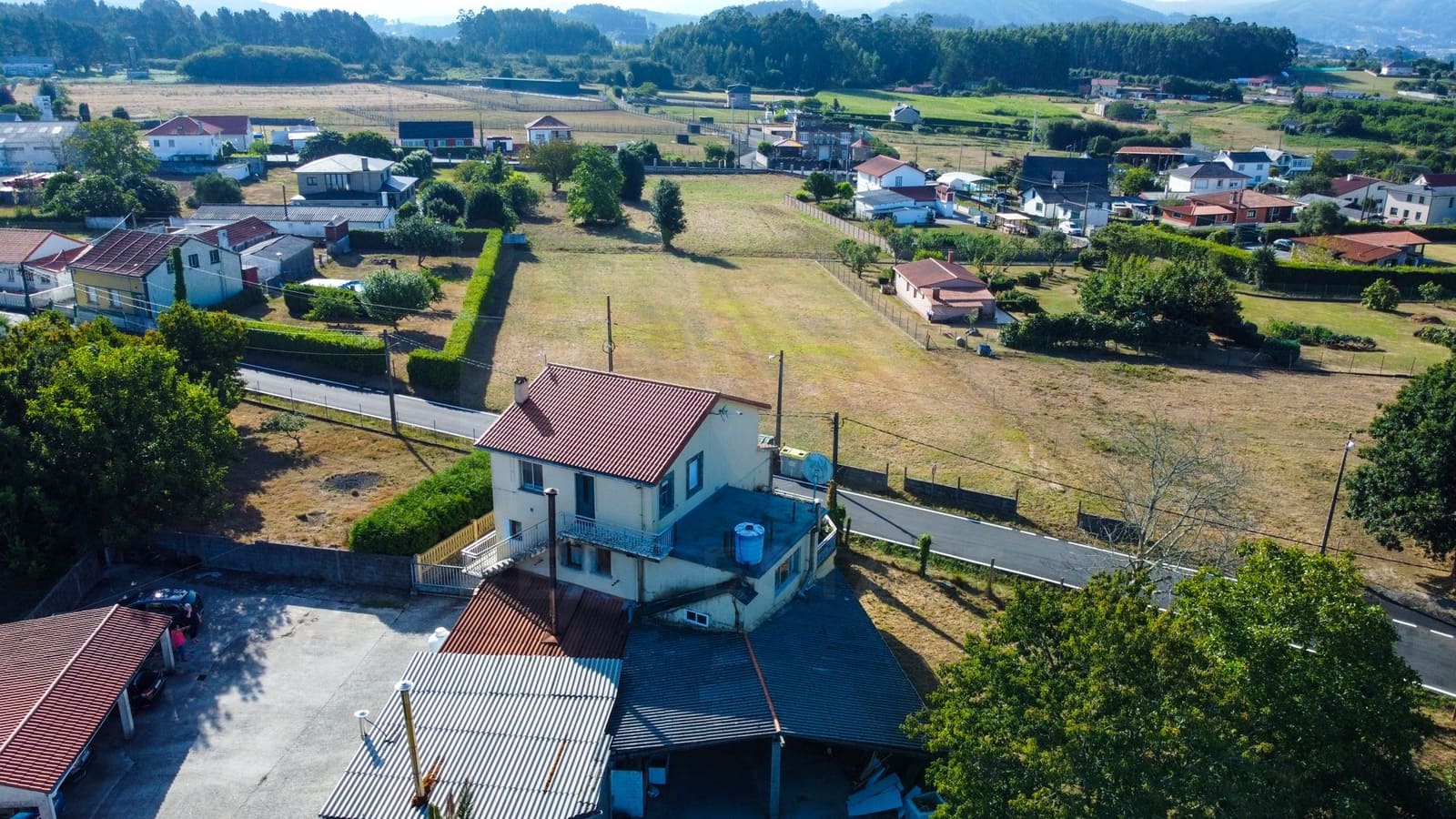 9 bedroom Townhouse for sale in Valdovino with garage - € 600,000 (Ref: 9988367)