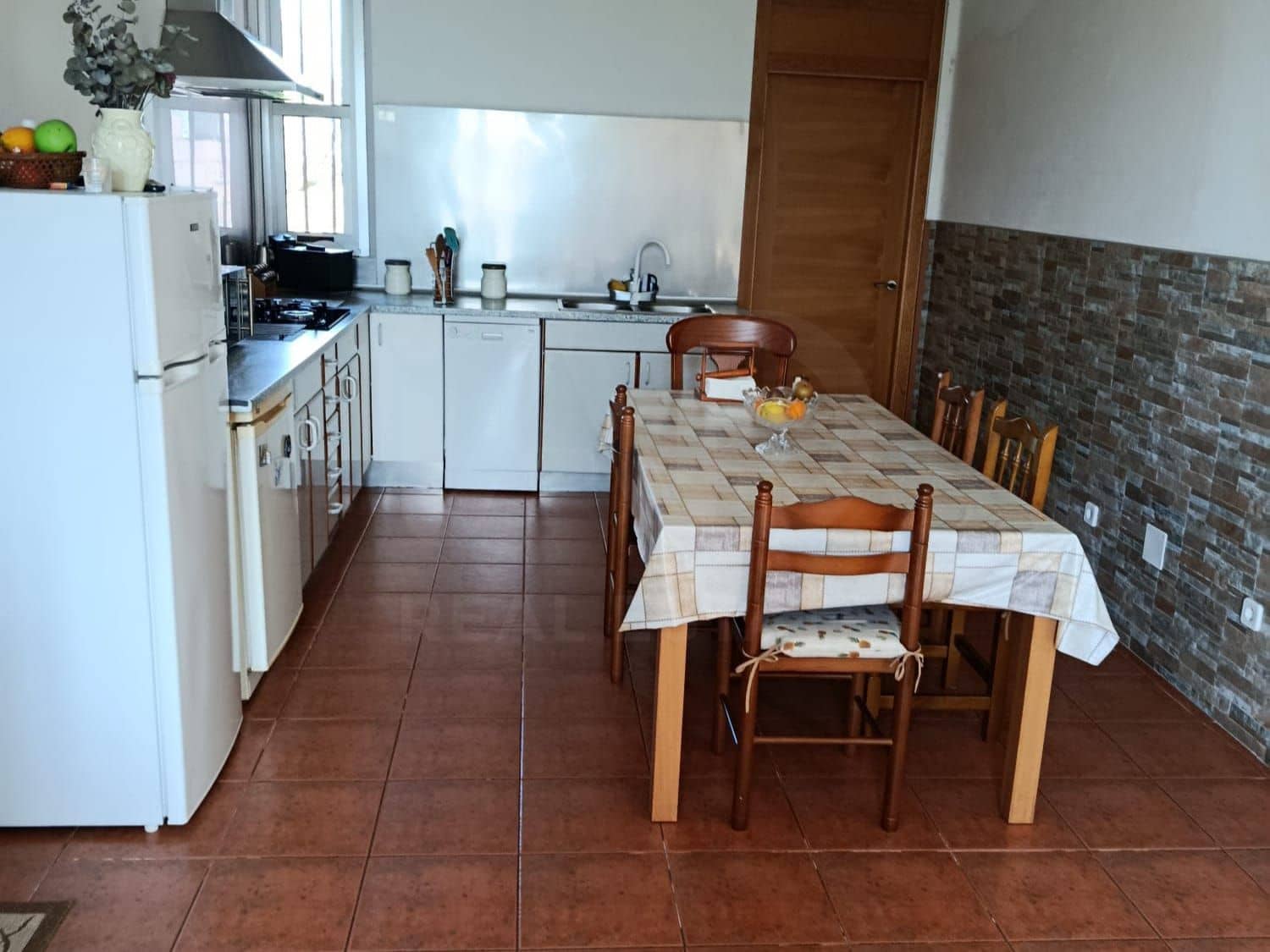 Casa de 7 habitaciones en Narón en venta con piscina garaje - 280.000 € (Ref: 9988368)