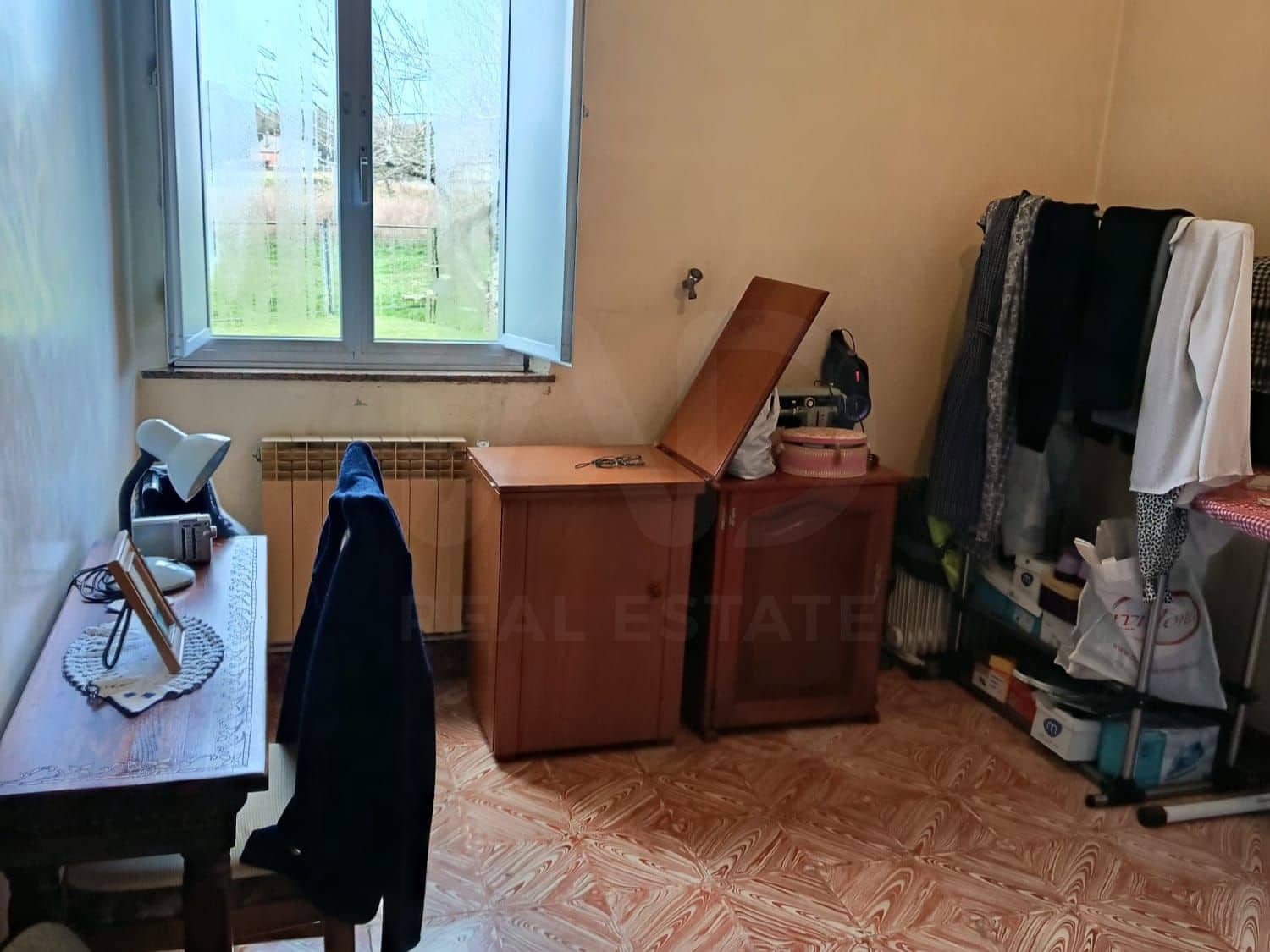 Casa de 7 habitaciones en Narón en venta con piscina garaje - 280.000 € (Ref: 9988368)