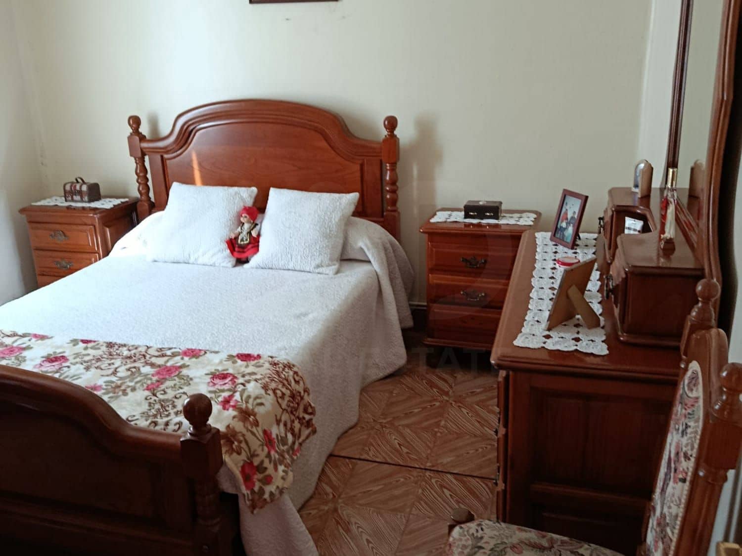 Casa de 7 habitaciones en Narón en venta con piscina garaje - 280.000 € (Ref: 9988368)