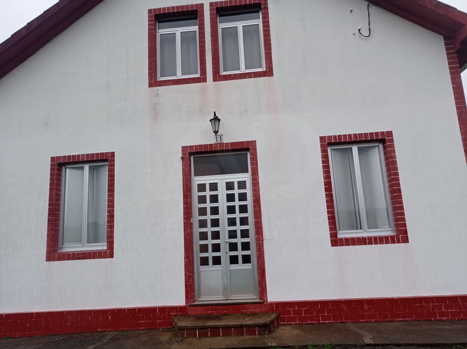 Casa de 7 habitaciones en Narón en venta con piscina garaje - 280.000 € (Ref: 9988368)