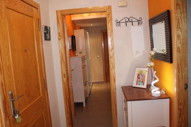 2 sovrum Lägenhet till salu i Huelva stad med pool garage - 185 000 € (Ref: 9988369)