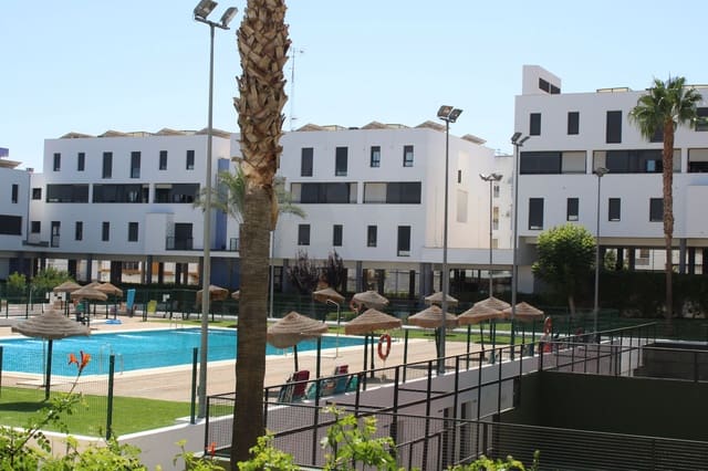 2 sovrum Lägenhet till salu i Huelva stad med pool garage - 185 000 € (Ref: 9988369)