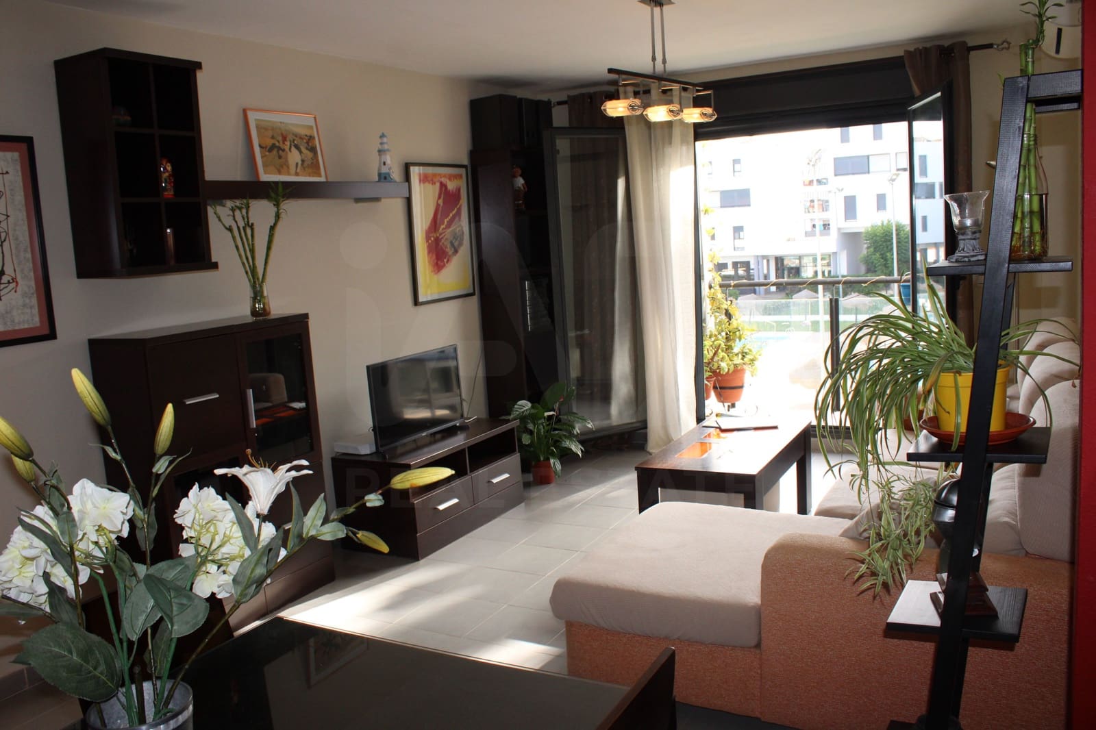 2 Zimmer Apartment zu verkaufen in Huelva Stadt mit Pool Garage - 185.000 € (Ref: 9988369)