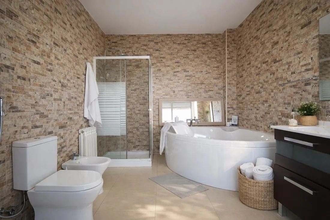 6 soveværelse Byhus til salg i Tarragona by med swimmingpool garage - € 690.000 (Ref: 9988371)