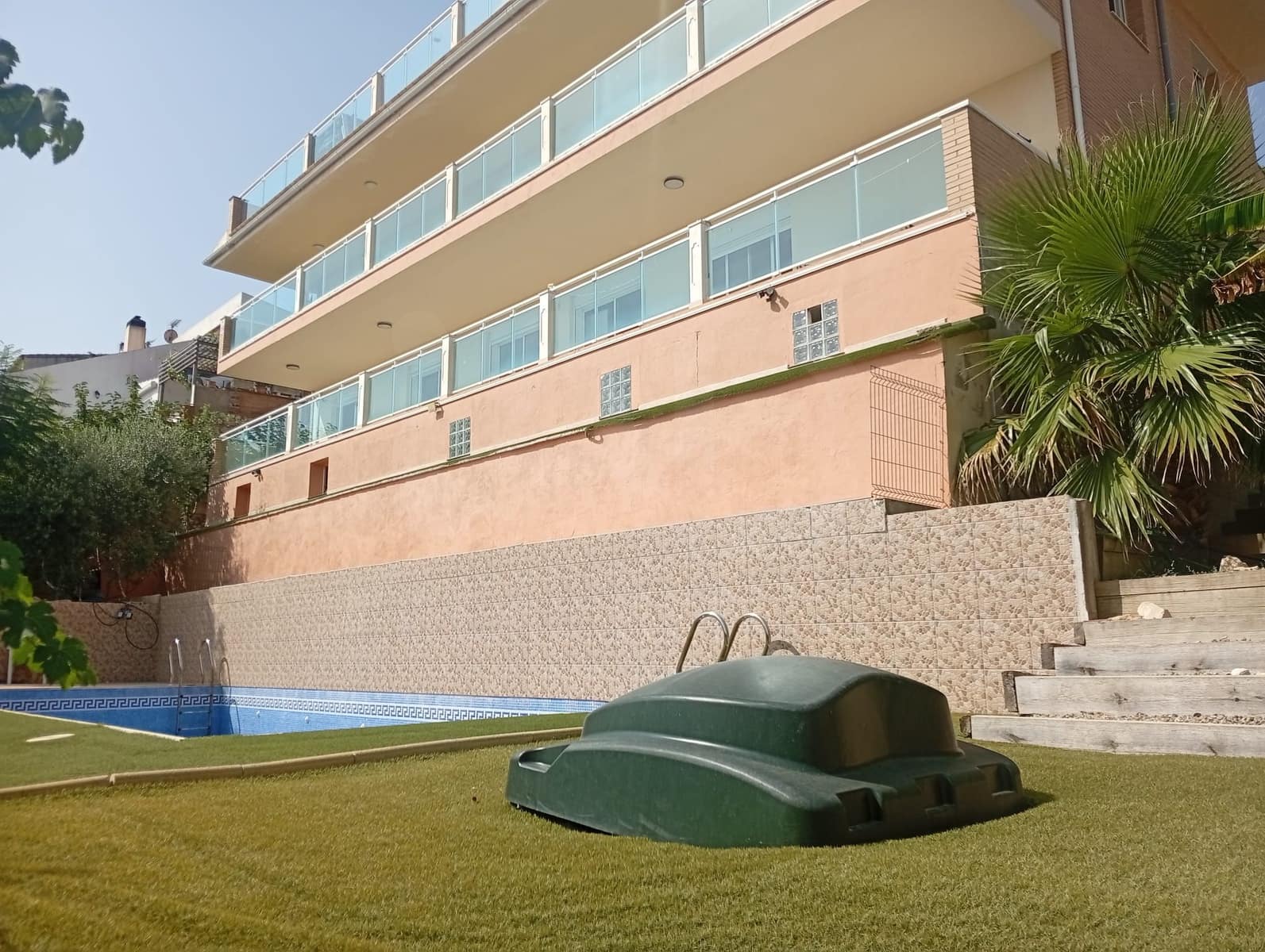 6 soveværelse Byhus til salg i Tarragona by med swimmingpool garage - € 690.000 (Ref: 9988371)