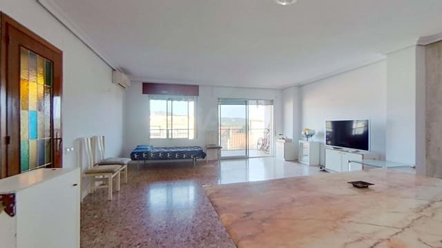5 soveværelse Lejlighed til salg i Tarragona by - € 150.000 (Ref: 9988373)