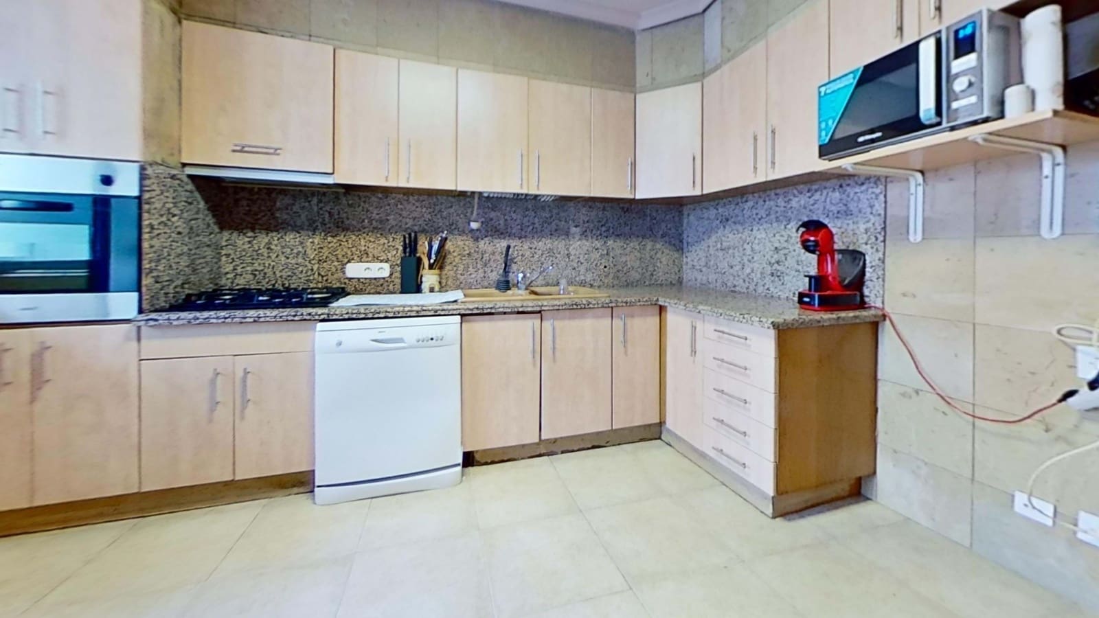 5 sypialnia Apartament na sprzedaż w Miasto Tarragona - 150 000 € (Ref: 9988373)
