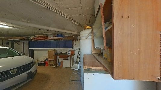 3 bedroom Townhouse for sale in Barcelona city with garage - € 199,000 (Ref: 9988377)