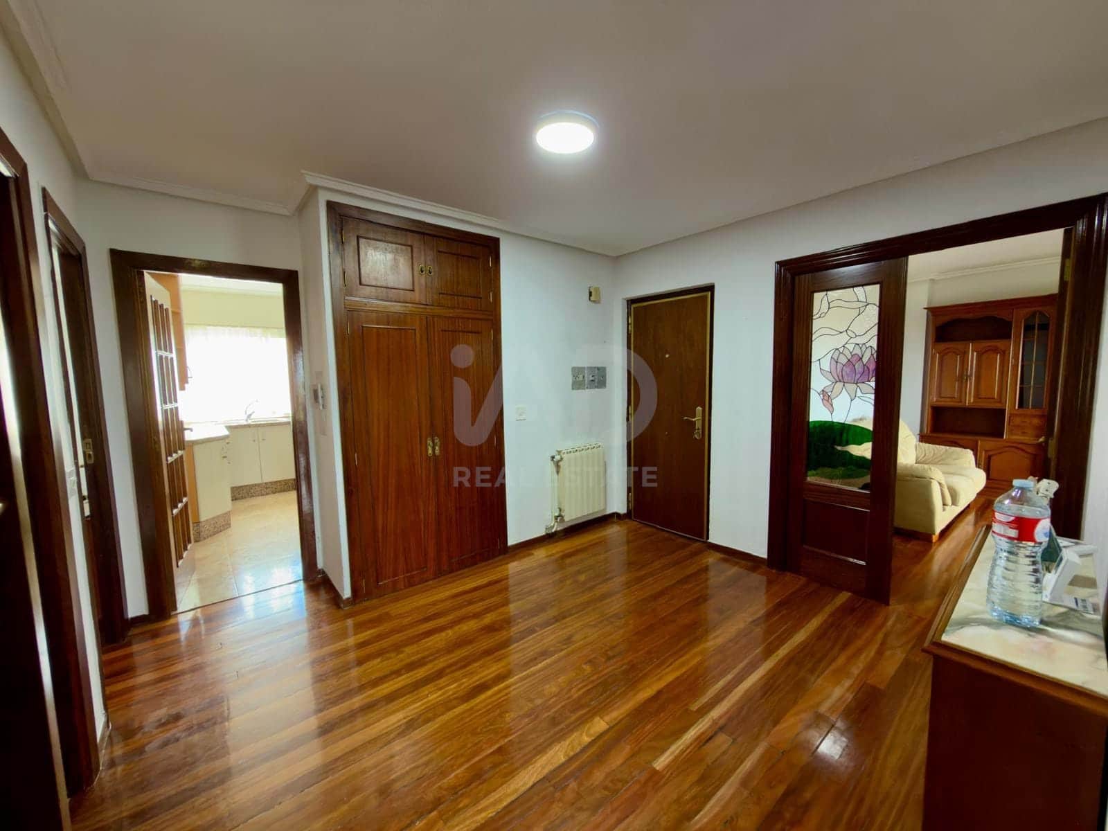 Apartamento de 4 habitaciones en León ciudad en venta con garaje - 299.000 € (Ref: 9988379)