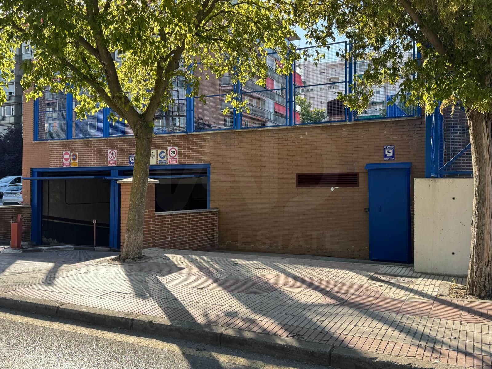 Garasje til salgs i Madrid by - € 12 694 (Ref: 9988382)
