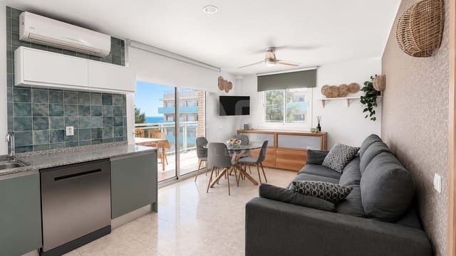 3 soveværelse Lejlighed til salg i Tarragona by med swimmingpool - € 266.000 (Ref: 9988385)