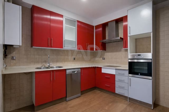 4 bedroom Terraced Villa for sale in Salou with pool garage - € 549,000 (Ref: 9988386)