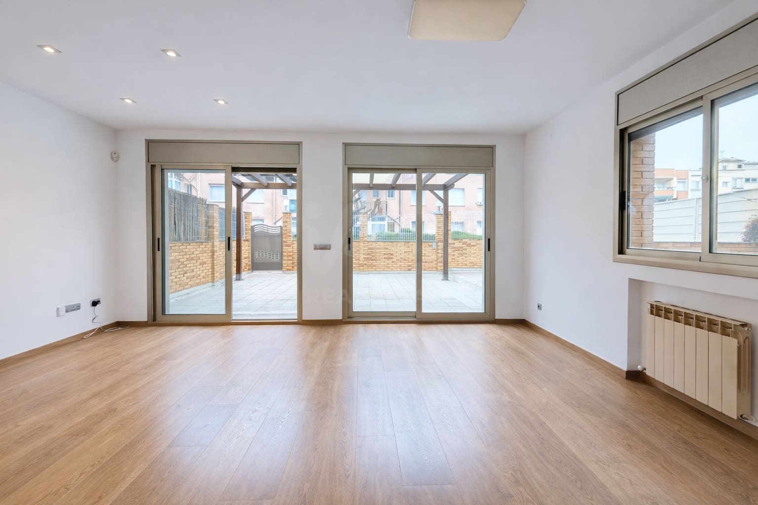 4 bedroom Terraced Villa for sale in Tarragona city with pool garage - € 549,000 (Ref: 9988386)