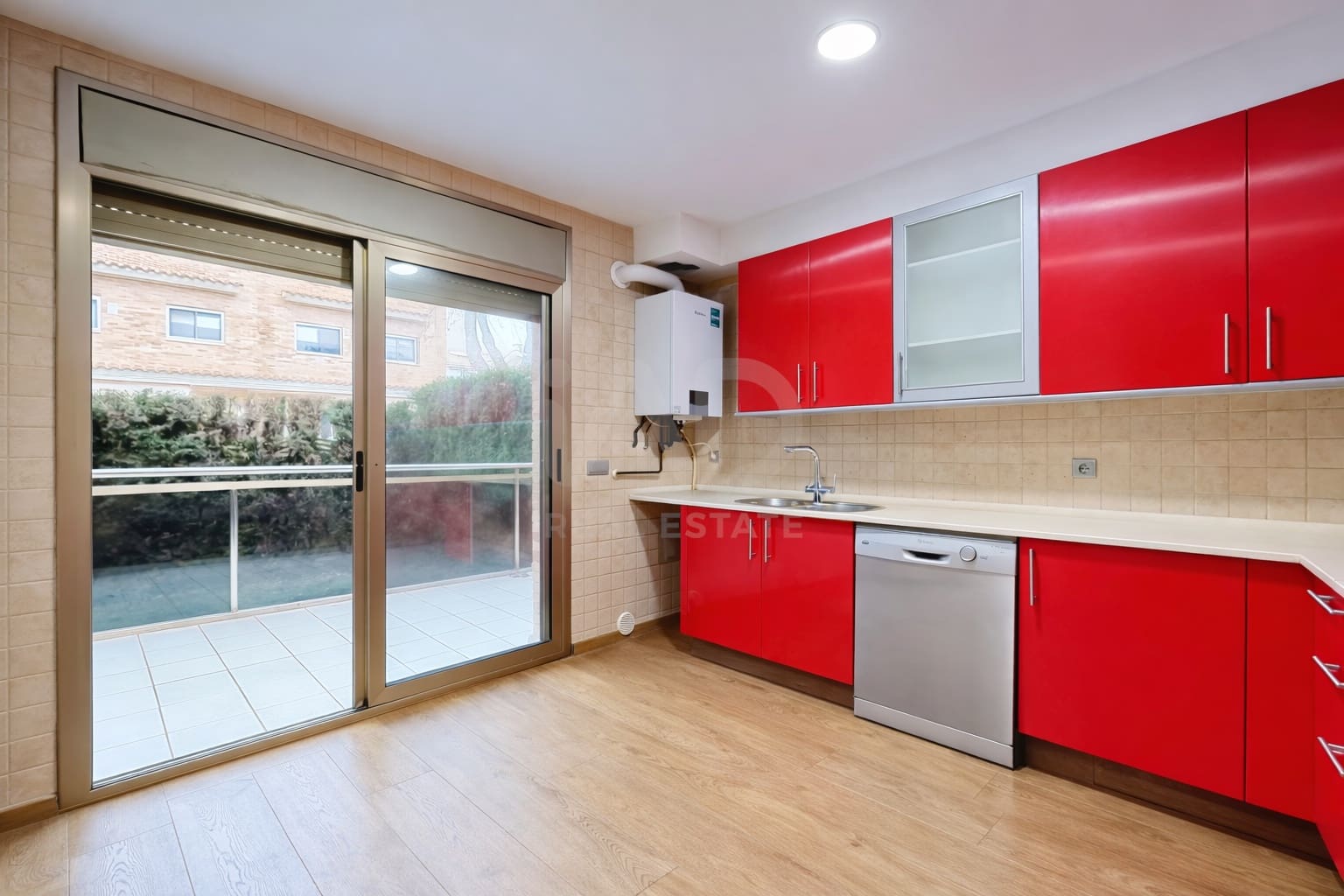 4 bedroom Terraced Villa for sale in Tarragona city with pool garage - € 549,000 (Ref: 9988386)