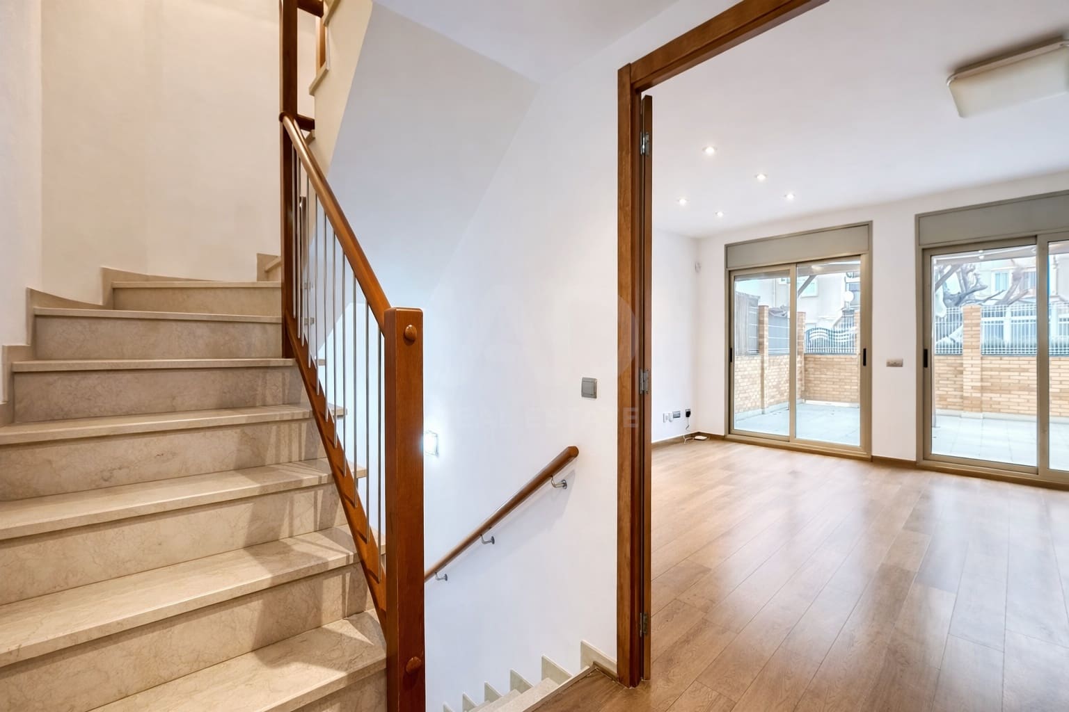 4 bedroom Terraced Villa for sale in Tarragona city with pool garage - € 549,000 (Ref: 9988386)