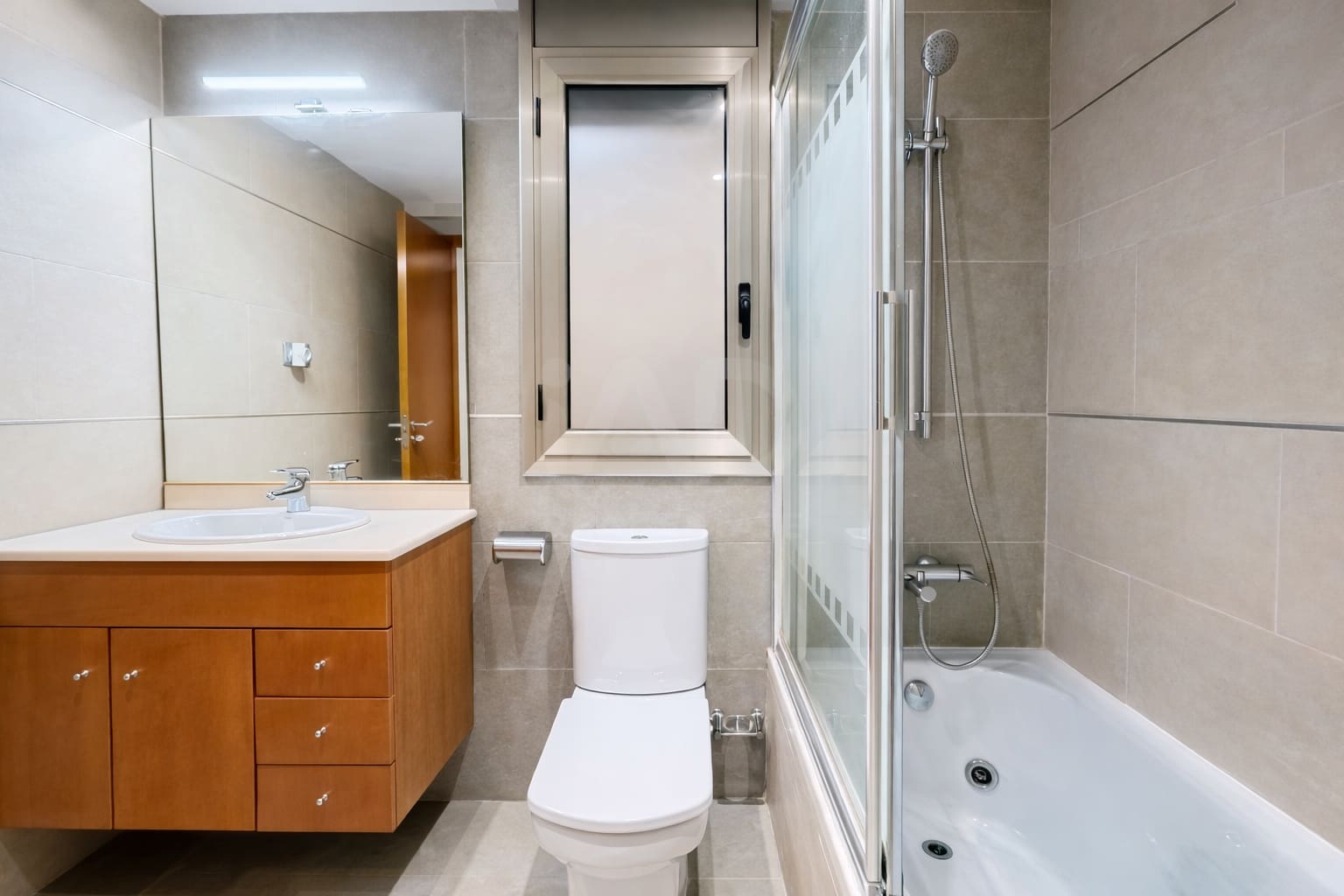 4 bedroom Terraced Villa for sale in Tarragona city with pool garage - € 549,000 (Ref: 9988386)