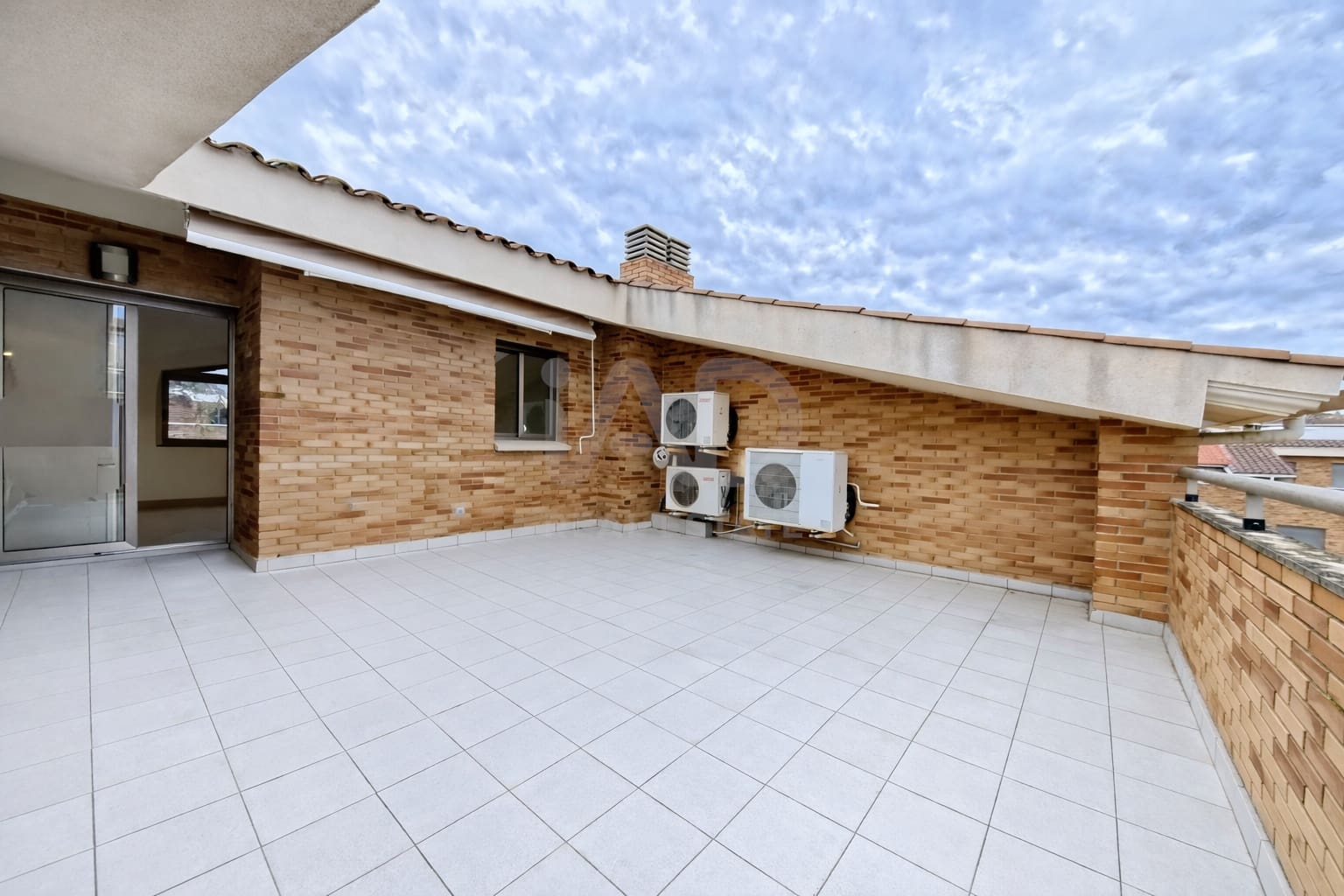 4 bedroom Terraced Villa for sale in Tarragona city with pool garage - € 549,000 (Ref: 9988386)