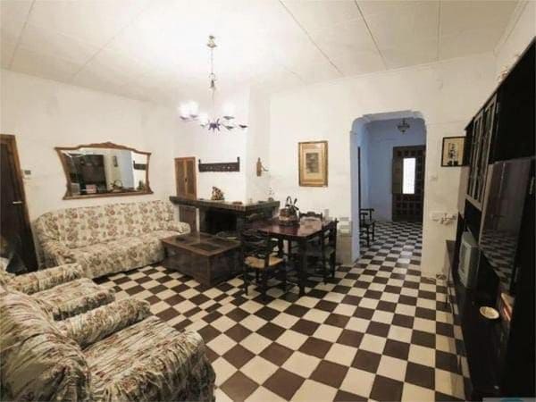 4 soverom Finca/Herregård til salgs i Gea y Truyols, Murcia by med garasje - € 170 000 (Ref: 9988389)
