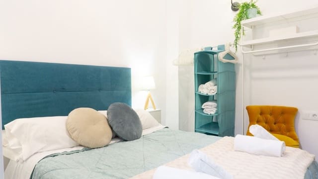 1 soveværelse Lejlighed til salg i Centro Historico, Málaga by - € 275.000 (Ref: 9988390)
