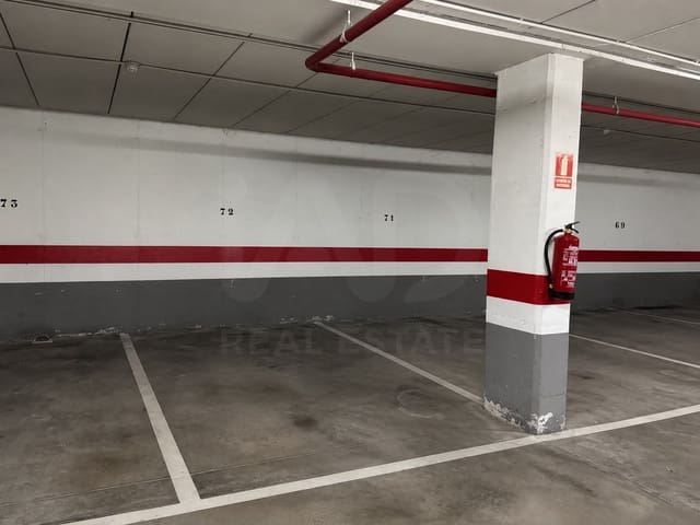 Garage zu verkaufen in Cuatro Vientos, Madrid Stadt - 22.950 € (Ref: 9988391)