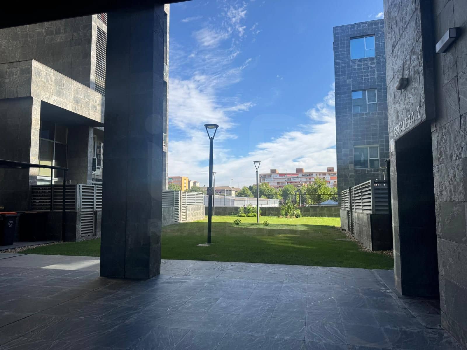 Garasje til salgs i Madrid by - € 22 950 (Ref: 9988391)