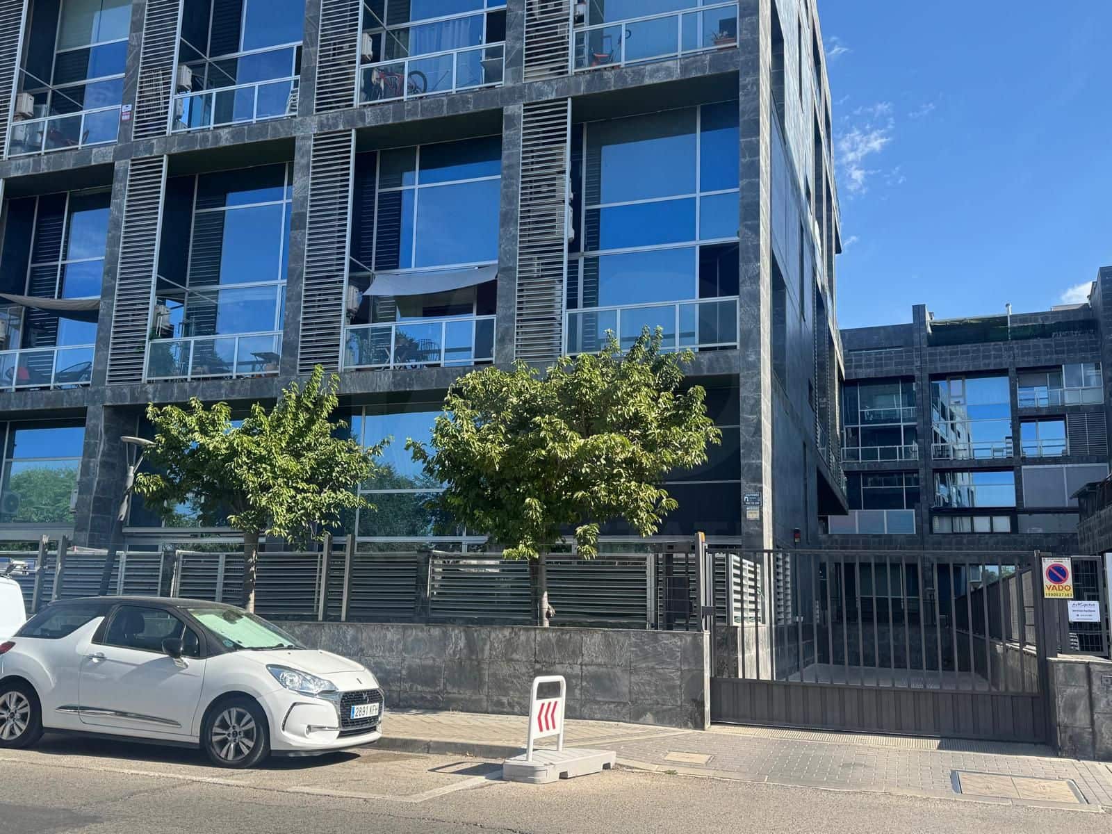 Garasje til salgs i Madrid by - € 22 950 (Ref: 9988391)