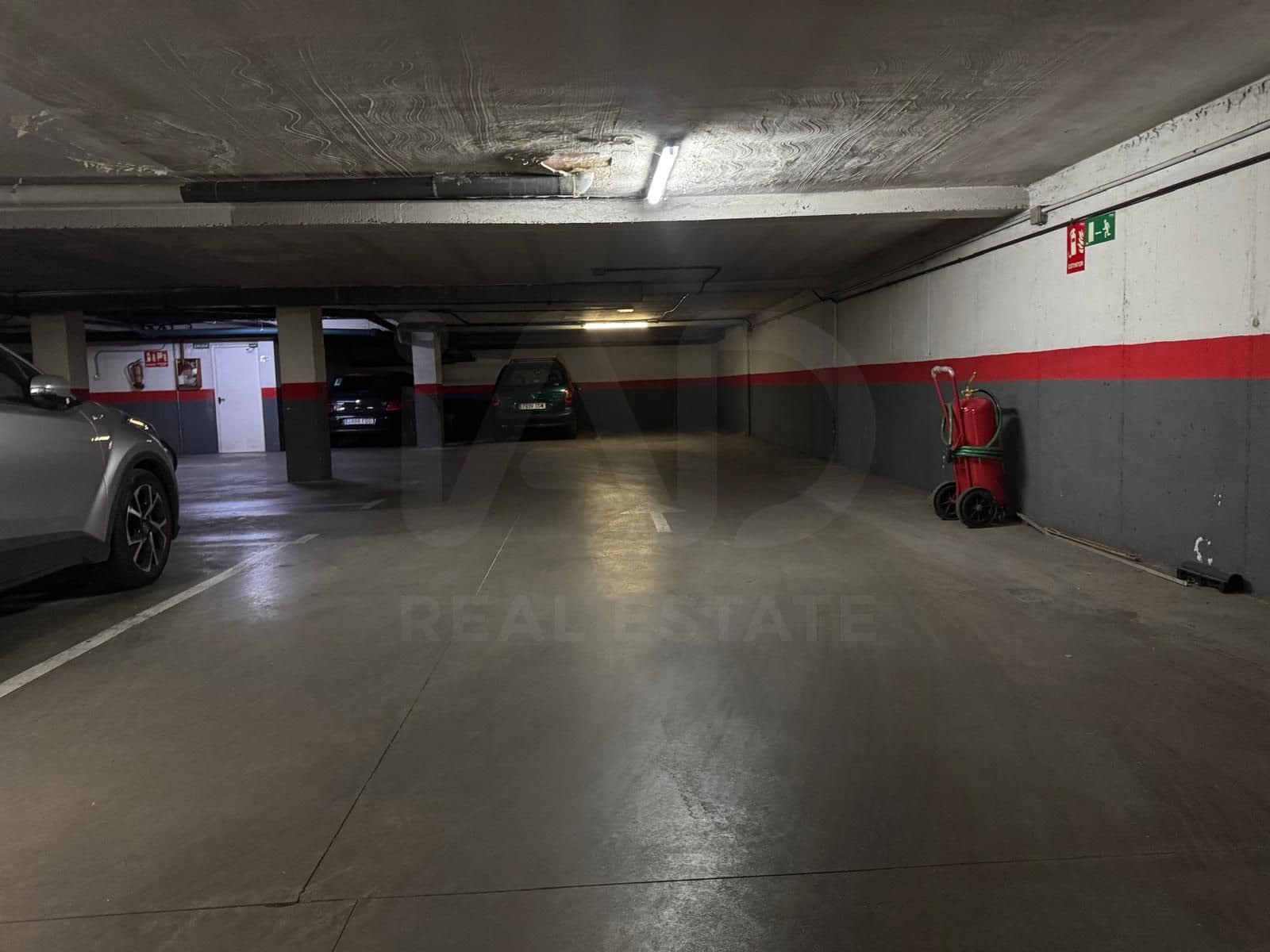 Garasje til salgs i Madrid by - € 22 950 (Ref: 9988392)