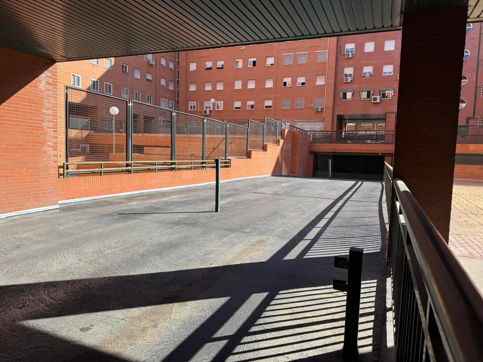 Garasje til salgs i Madrid by - € 22 950 (Ref: 9988392)