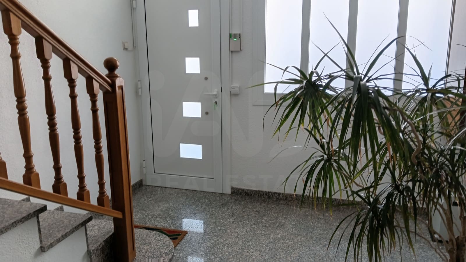 6 slaapkamer Huis te koop in Gerona stad met garage - € 500.000 (Ref: 9988393)