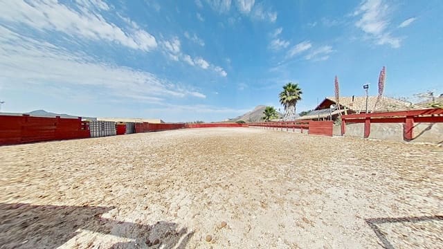 Finca/Casa Rural de 3 habitaciones en La Murada - Los Vicentes, Orihuela en venta - 220.000 € (Ref: 9988394)