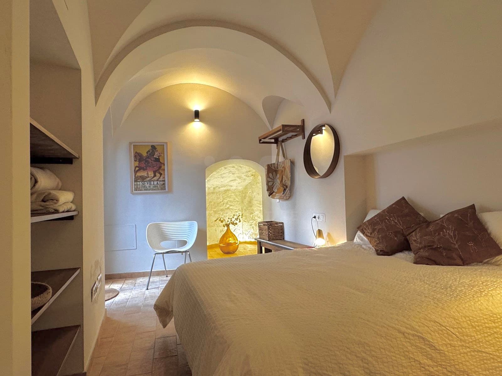 4 Zimmer Haus zu verkaufen in Cadiz Stadt - 215.000 € (Ref: 9988395)