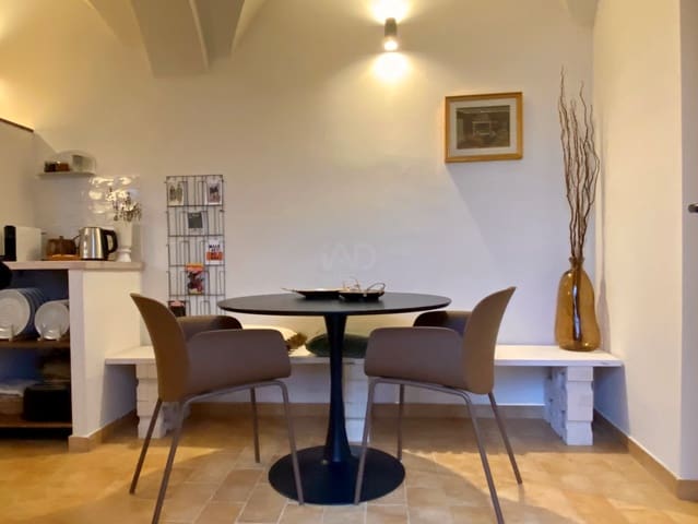 4 bedroom Townhouse for sale in Arcos de la Frontera - € 215,000 (Ref: 9988395)