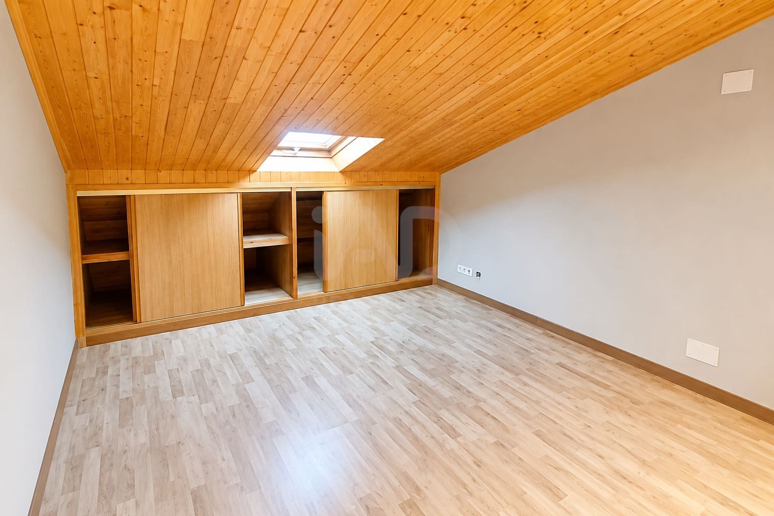 3 slaapkamer Appartement te koop in Ferrol - € 125.000 (Ref: 9988397)