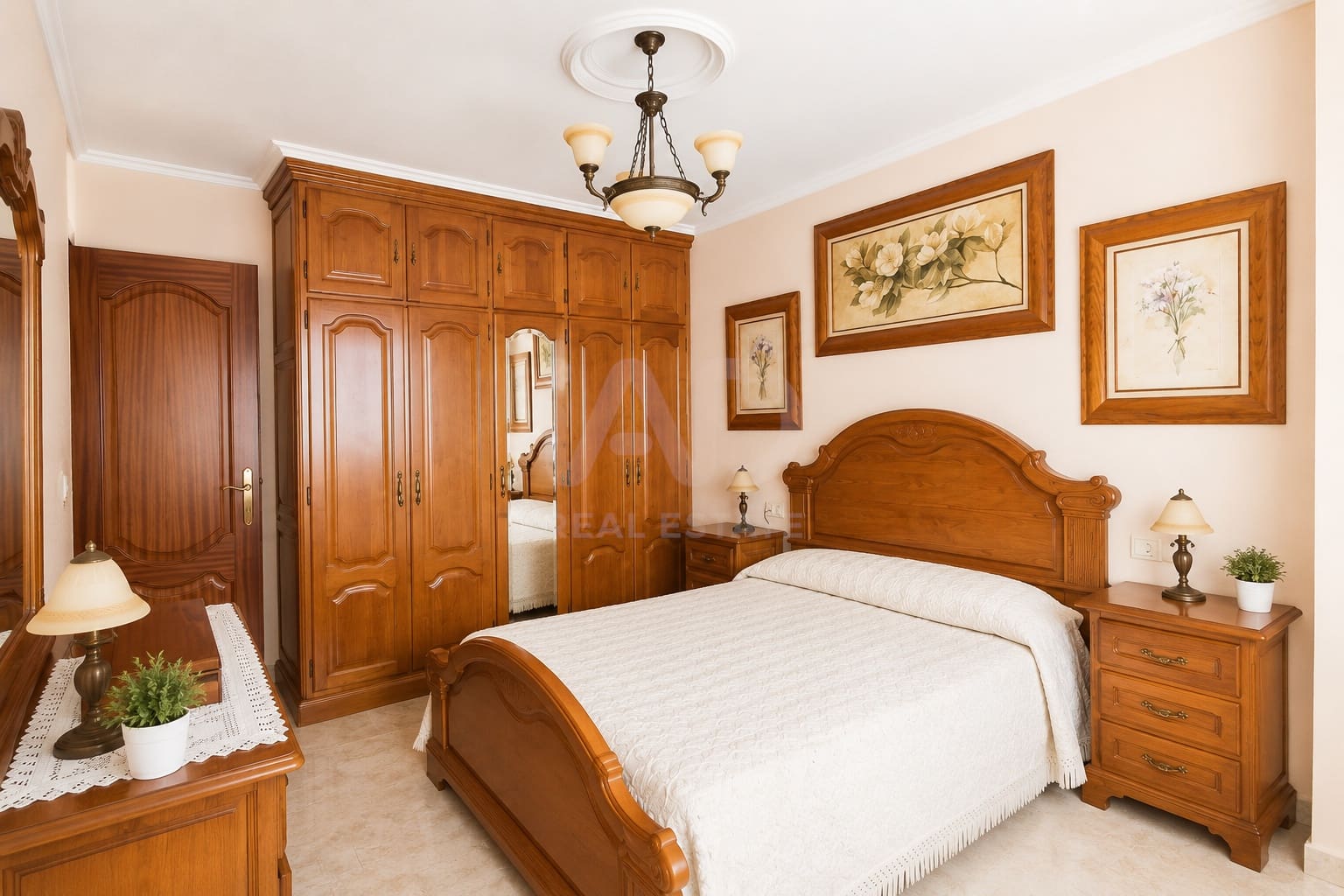 3 slaapkamer Appartement te koop in Ferrol - € 125.000 (Ref: 9988397)