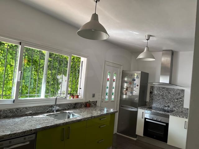 Dom na sprzedaż w Sant Antoni de Portmany - 1 260 000 € (Ref: 9988398)