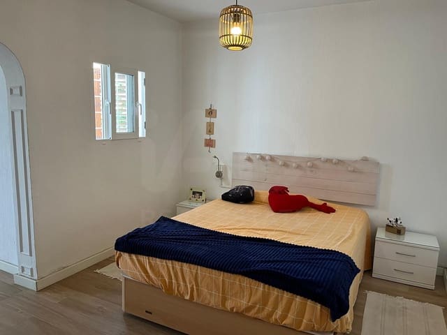 Dom na sprzedaż w Sant Antoni de Portmany - 1 260 000 € (Ref: 9988398)