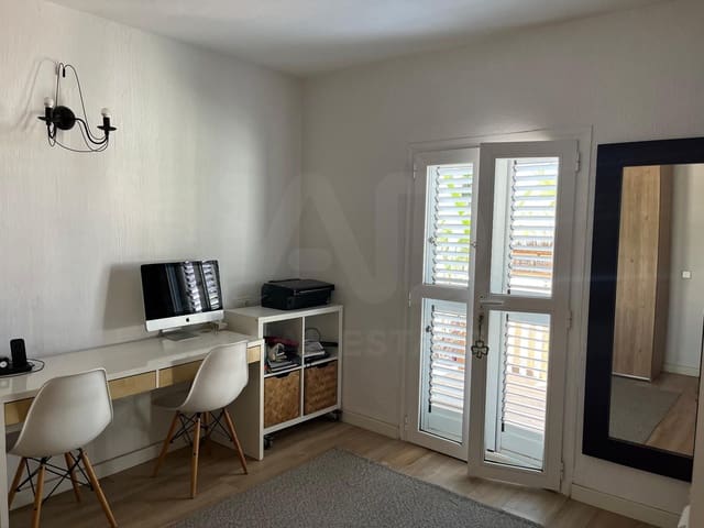 Dom na sprzedaż w Sant Antoni de Portmany - 1 260 000 € (Ref: 9988398)