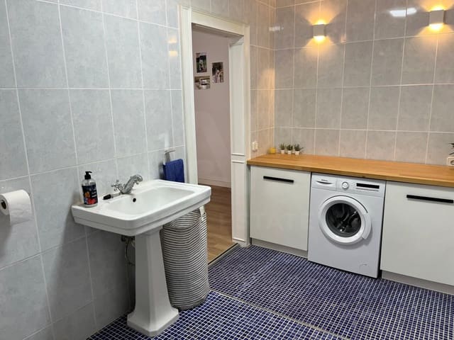Dom na sprzedaż w Sant Antoni de Portmany - 1 260 000 € (Ref: 9988398)