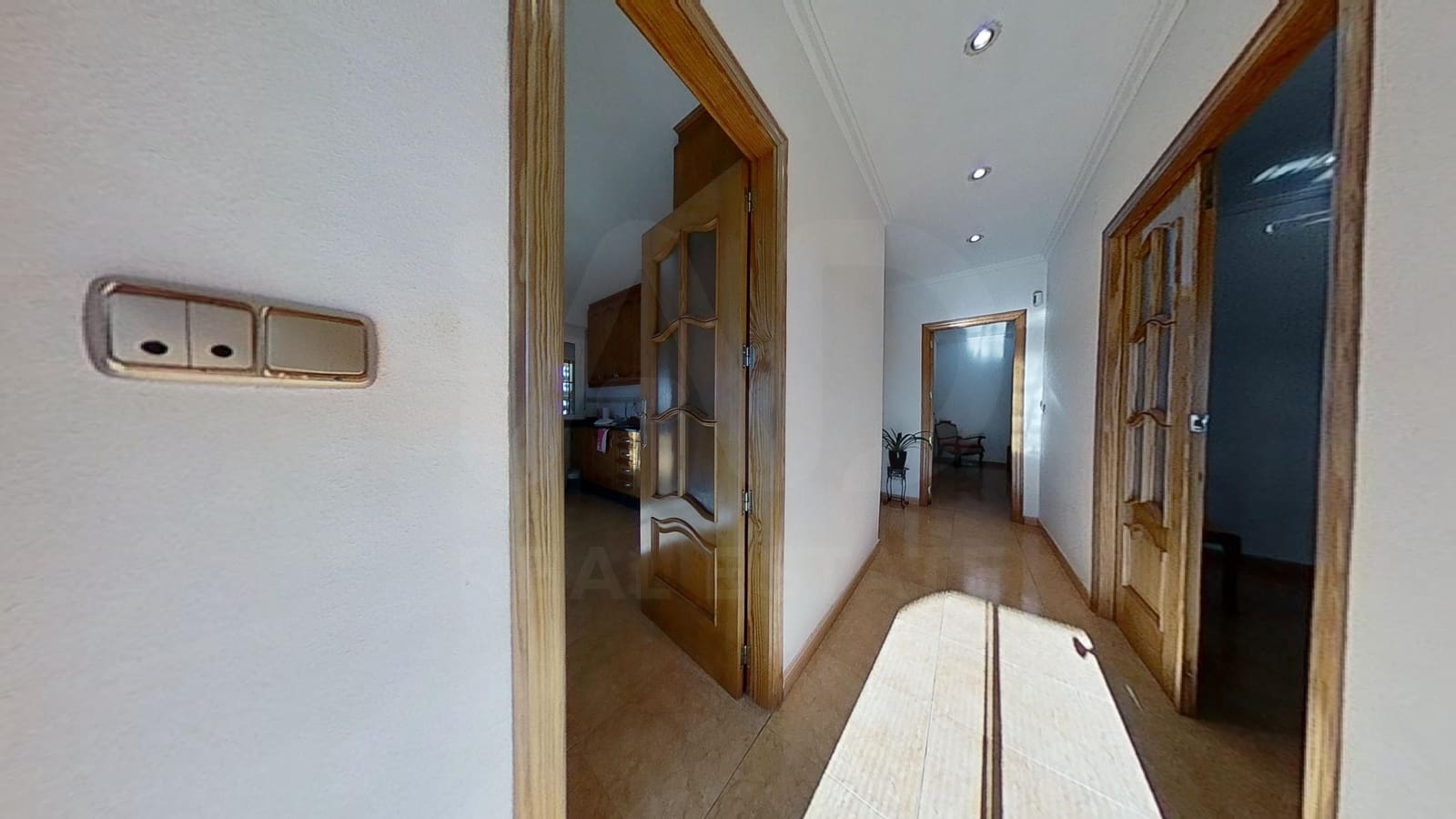 Chalet de 3 habitaciones en Crevillente / Crevillent en venta con garaje - 485.000 € (Ref: 9988400)