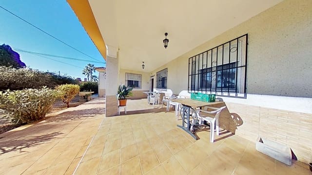 Chalet de 3 habitaciones en Crevillente / Crevillent en venta con garaje - 485.000 € (Ref: 9988400)