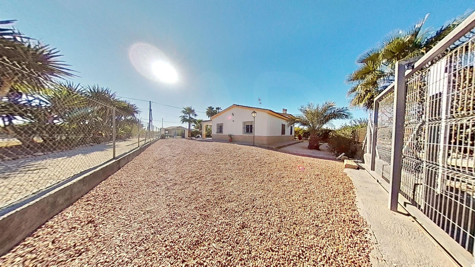 Chalet de 3 habitaciones en Crevillente / Crevillent en venta con garaje - 485.000 € (Ref: 9988400)