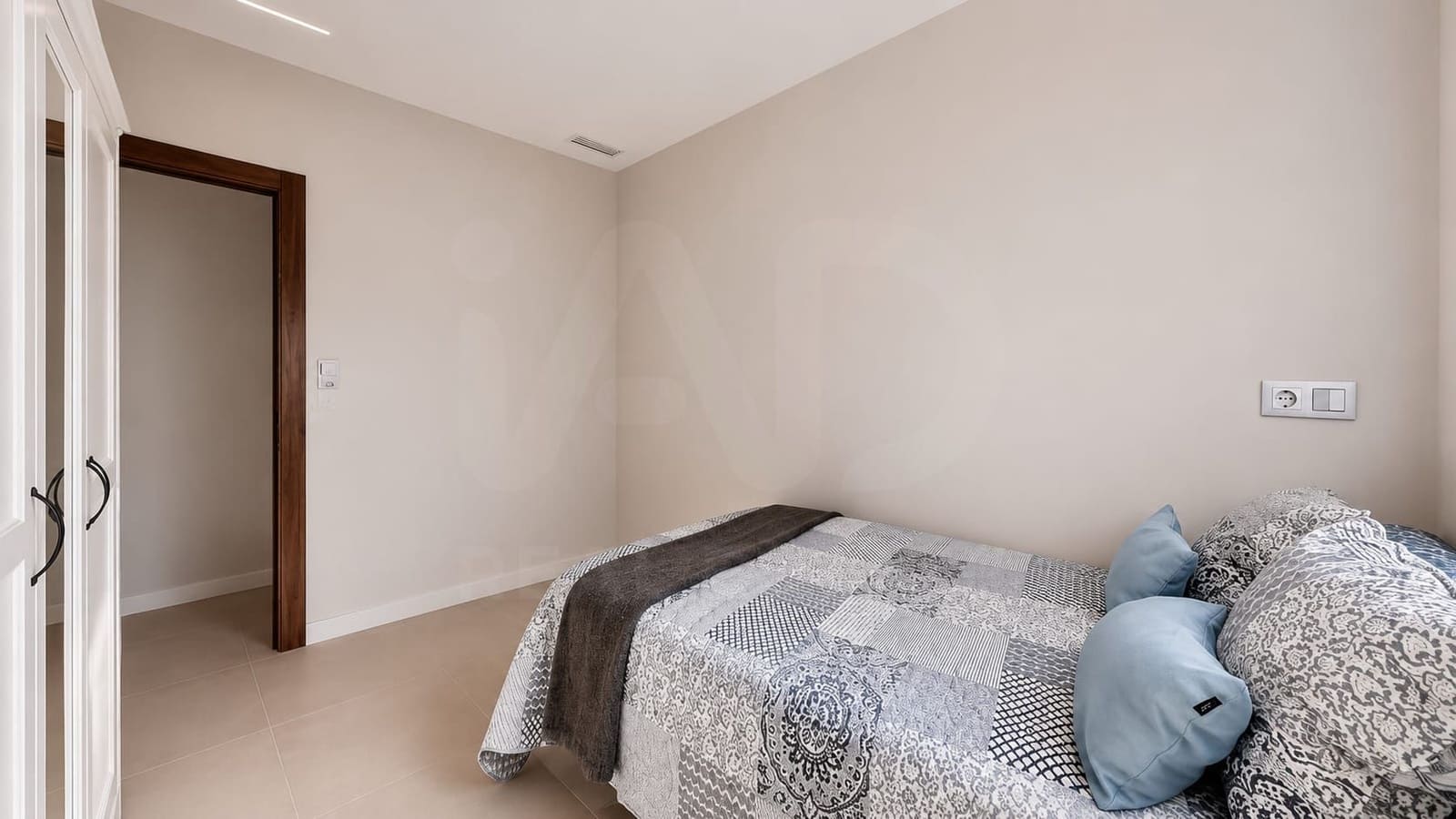 3 bedroom Apartment for sale in Tarragona city with pool - € 390,000 (Ref: 9988402)