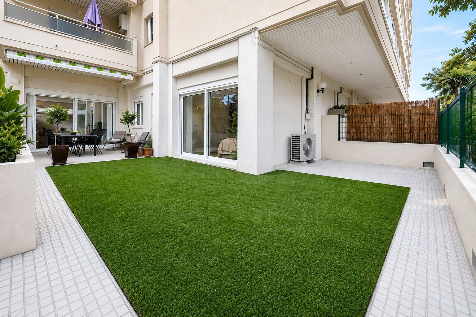 3 bedroom Apartment for sale in Tarragona city with pool - € 390,000 (Ref: 9988402)
