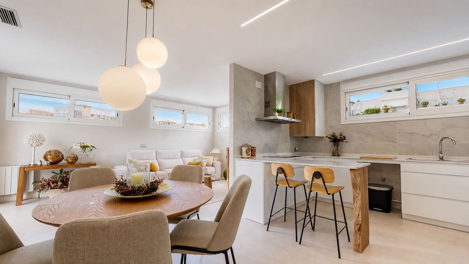 3 bedroom Apartment for sale in Tarragona city with pool - € 390,000 (Ref: 9988402)