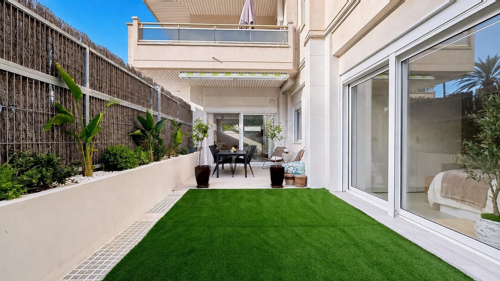 3 bedroom Apartment for sale in Tarragona city with pool - € 390,000 (Ref: 9988402)
