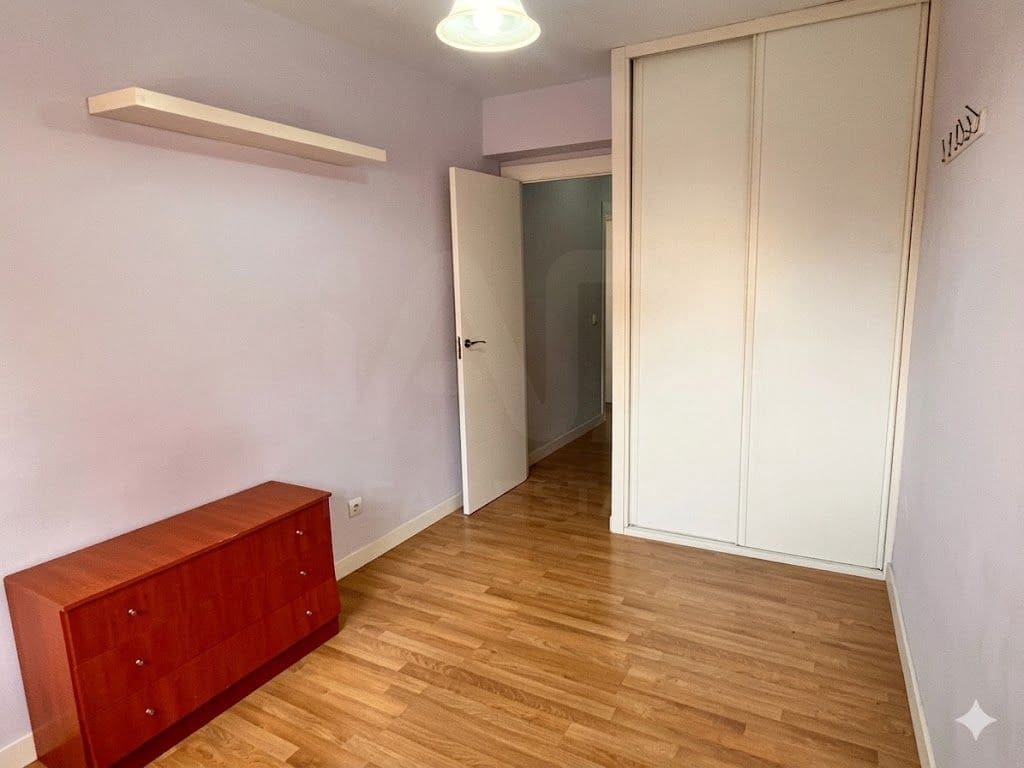 3 sovrum Lägenhet till salu i Madrid stad - 325 000 € (Ref: 9988403)