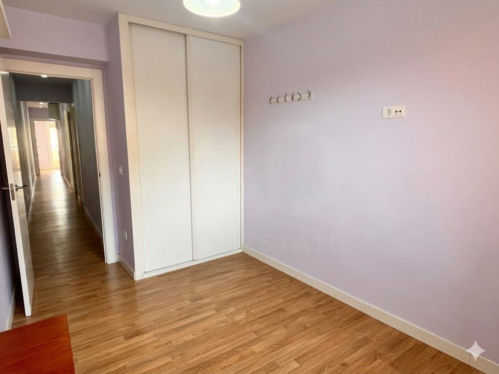 3 sovrum Lägenhet till salu i Madrid stad - 325 000 € (Ref: 9988403)